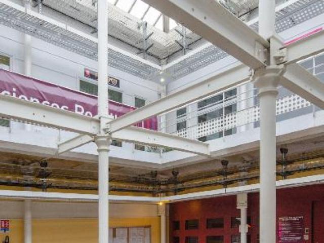 LE TREVISE, Reconversion en Centre de la Création & de la Communication - LILLE